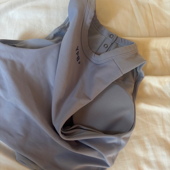 NWOT YPB XS exercise top with removable bra inserts - Picture 3 of 3